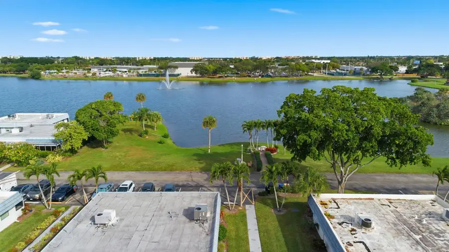 34 Waterford B, Delray Beach, FL 33446 - Image #2