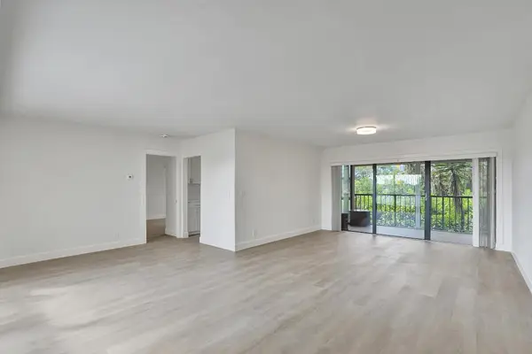 1040 Homewood Boulevard #L202, Delray Beach, FL 33445