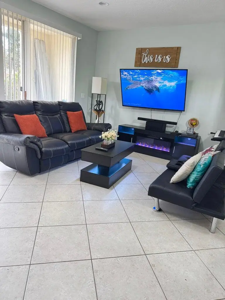 Address Withheld By Seller, Boynton Beach, FL 33472 - Image #2