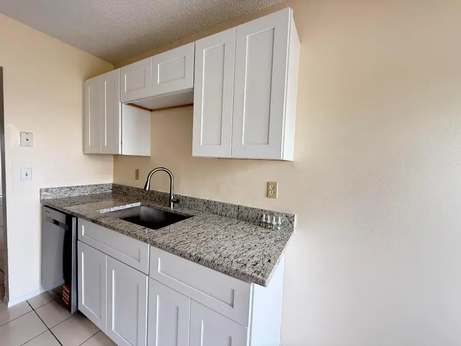 692 SW Veronica Avenue, Port Saint Lucie, FL 34953 - Image #3