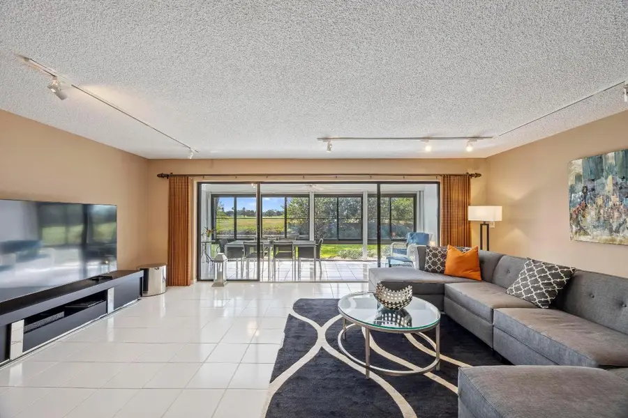 6388 Aspen Glen Circle, Boynton Beach, FL 33437 - Image #2