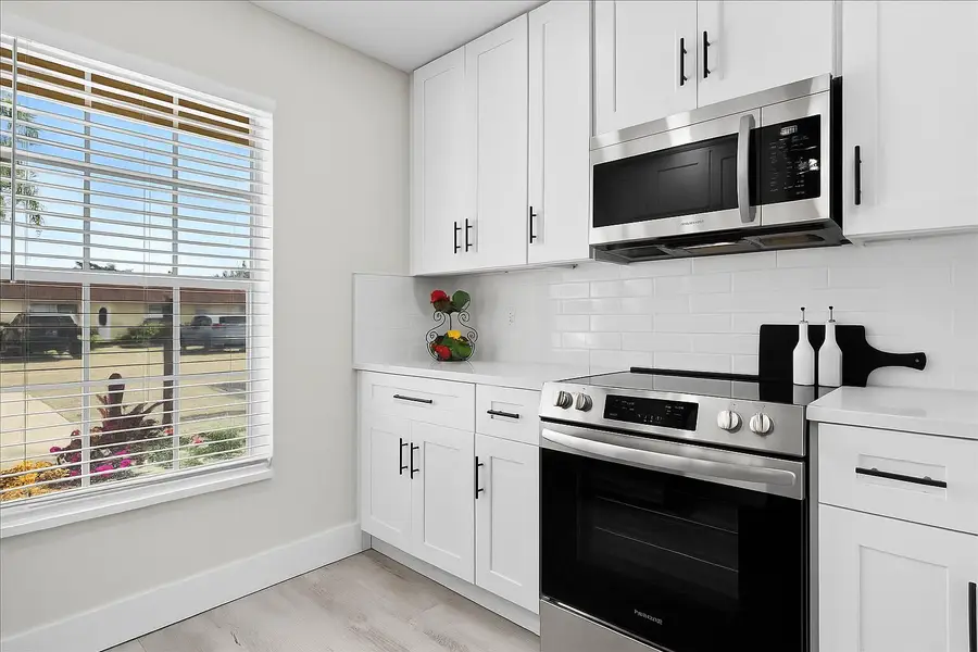 769 Nantucket Circle, Lake Worth, FL 33467 - Image #2