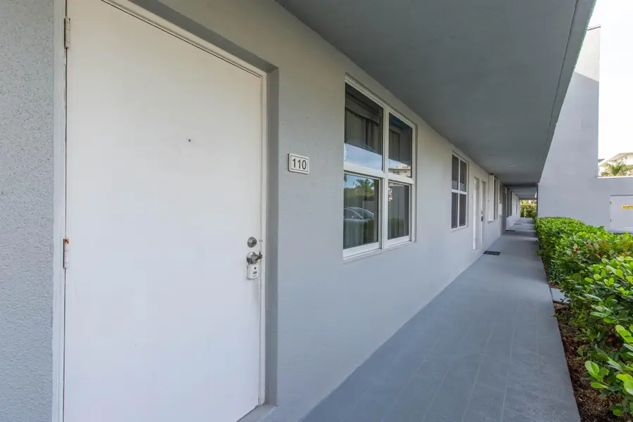 2565 S Ocean Boulevard #1100, Palm Beach, FL 33480 - Image #3