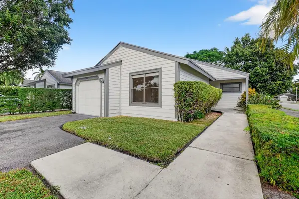 2515 Bedford Mews Drive, Wellington, FL 33414