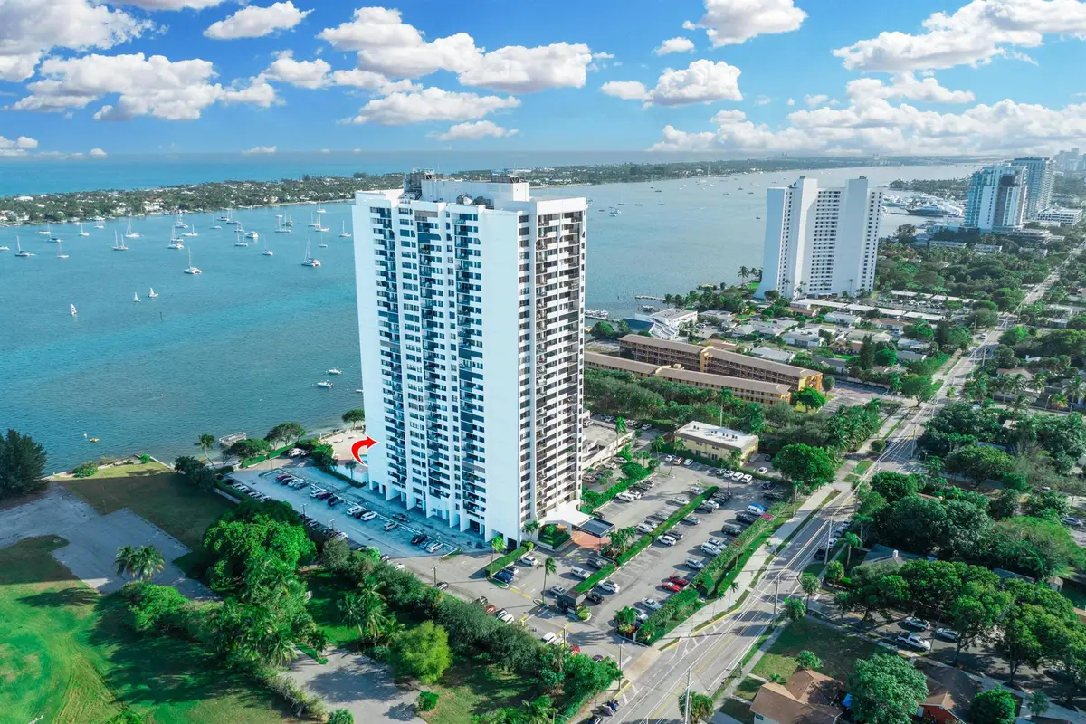 5600 N Flagler Drive #407, West Palm Beach, FL 33407 - Image #1