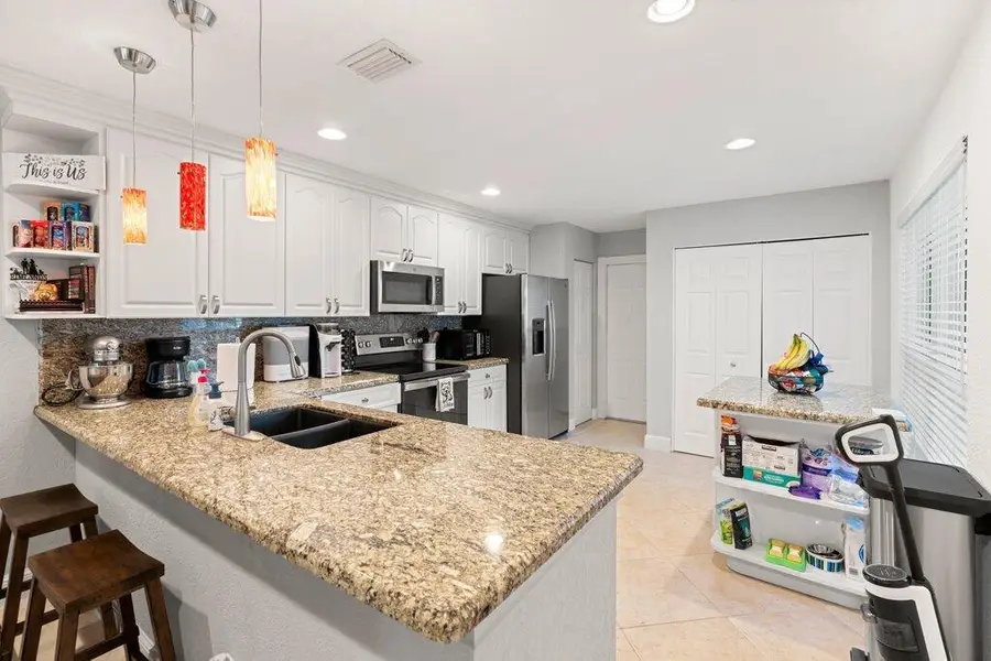 288 NW 39th Way, Deerfield Beach, FL 33442 - Image #3