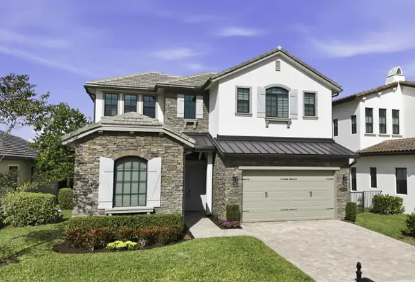 8644 Grand Prix Lane, Boynton Beach, FL 33472