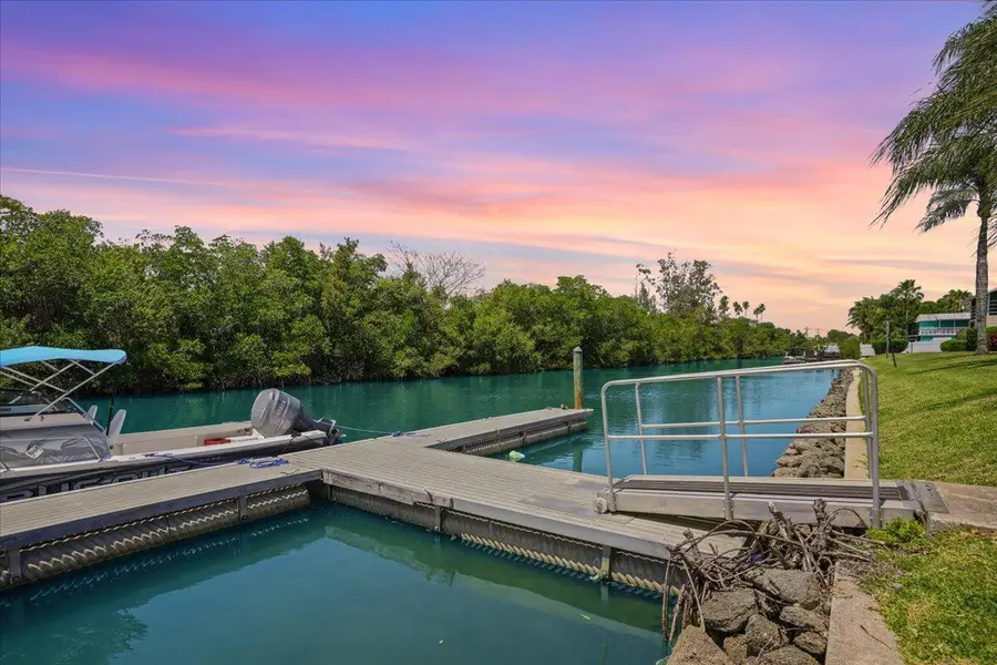 1845 Robalo Drive #201d, Vero Beach, FL 32960 - Image #3