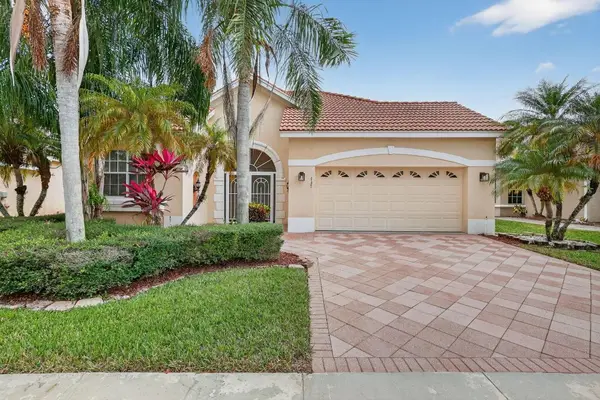 737 SW Great Exuma Cove, Port St Lucie, FL 34986