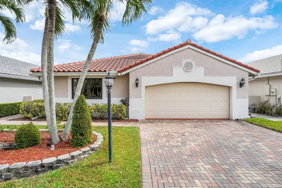6100 Manchester Lane, Davie, FL 33331 - Image #2