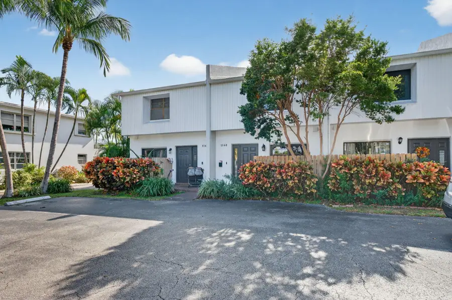 2140 NE 44th Street, Lighthouse Point, FL 33064 - Image #2