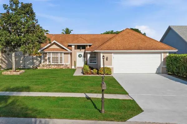 1599 Windship Circle, Wellington, FL 33414