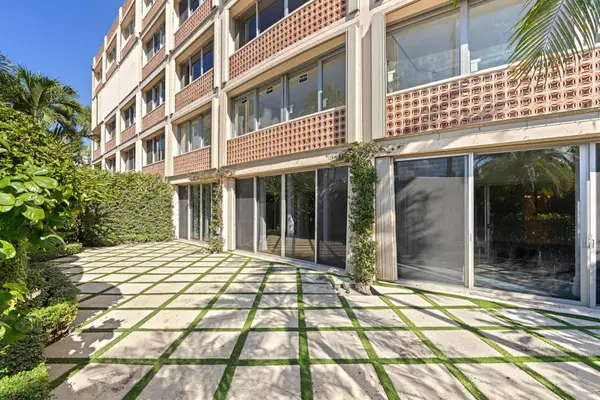 369 S Lake Drive #1d, Palm Beach, FL 33480