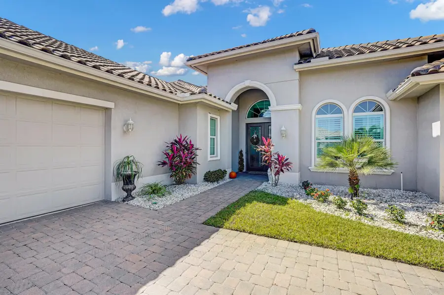 461 Jacqueline Way Sw, Vero Beach, FL 32968 - Image #2