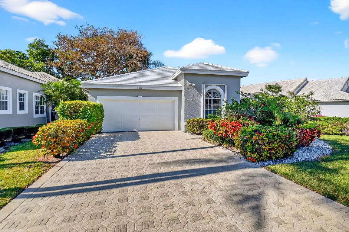 11921 Fountainside Circle, Boynton Beach, FL 33437 - Image #1