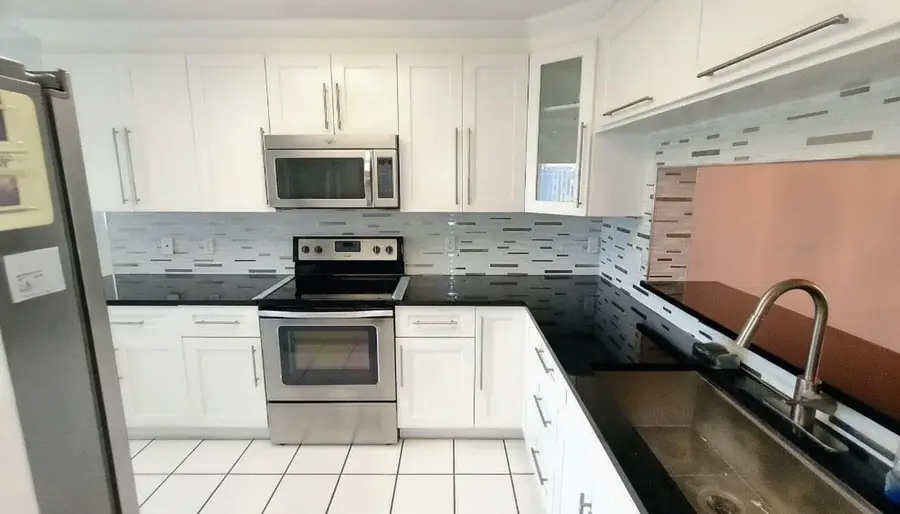 4735 E Lucerne Lakes Boulevard E #413, Lake Worth, FL 33467 - Image #2