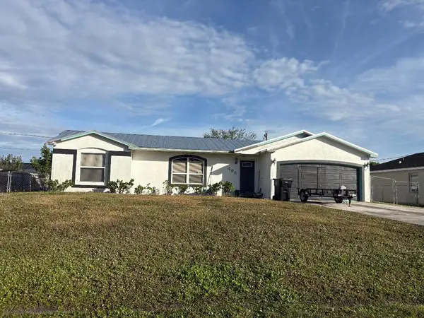 465 SE Seahouse Drive, Port St Lucie, FL 34983