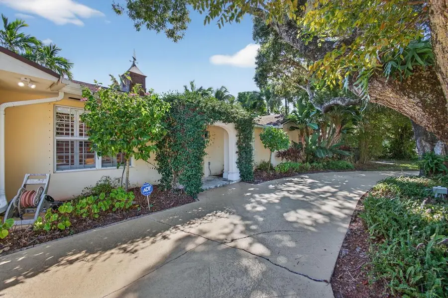 12046 Prosperity Farms Road, Palm Beach Gardens, FL 33410 - Image #2