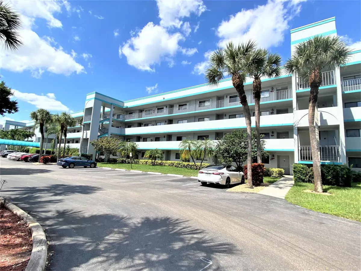 4725 Lucerne Lakes Boulevard E #314, Lake Worth, FL 33467 - Image #1