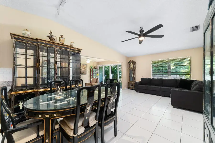 15979 Forsythia Circle, Delray Beach, FL 33484 - Image #3