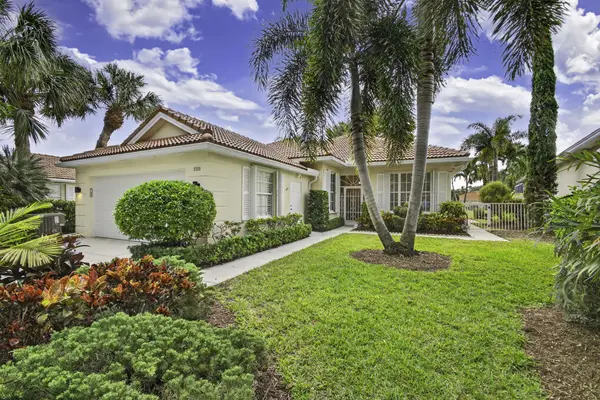 520 E Tall Oaks Drive, Palm Beach Gardens, FL 33410