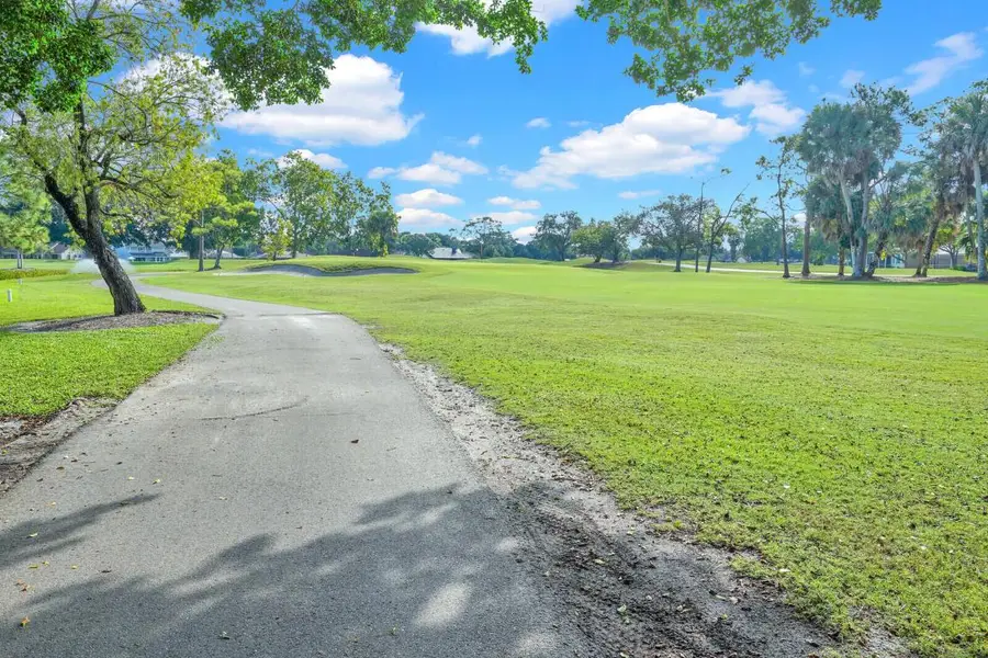 277 Old Meadow Way, Palm Beach Gardens, FL 33418 - Image #2