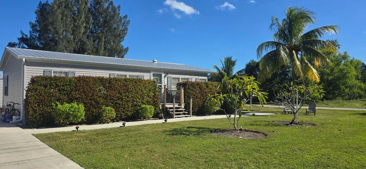 5005 SE Chris Avenue, Stuart, FL 34997 - Image #1