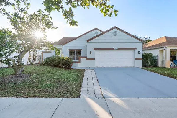 1410 SW 85th Avenue, Pembroke Pines, FL 33025