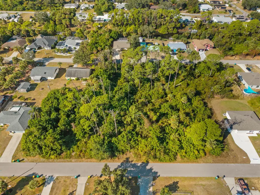 2083 Midnight Street, Port Charlotte, FL 33948 - Image #3