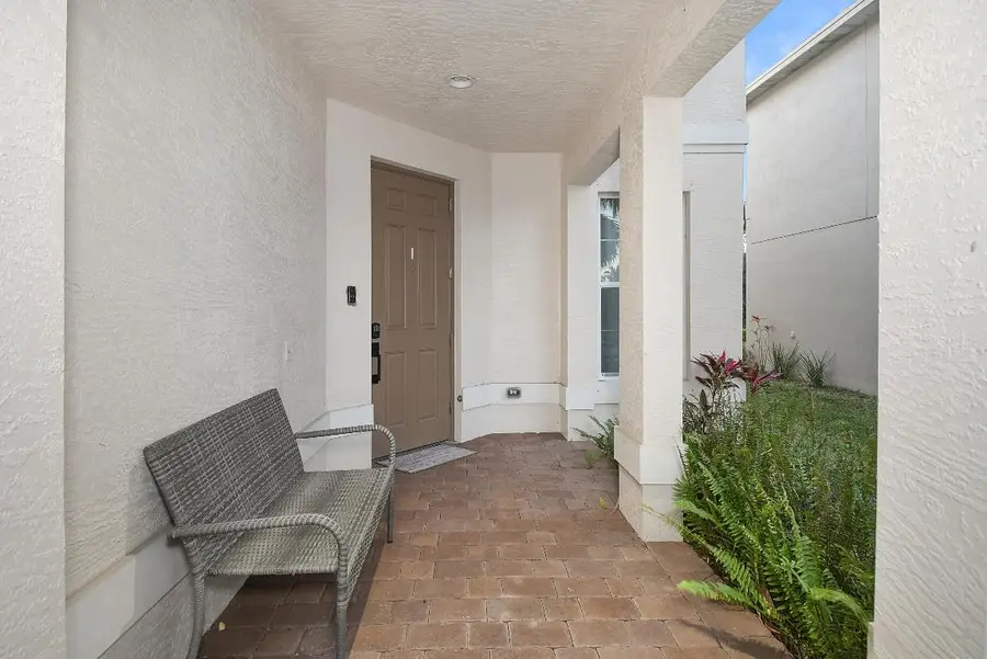 1573 NW Cataluna Circle, Port Saint Lucie, FL 34986 - Image #2