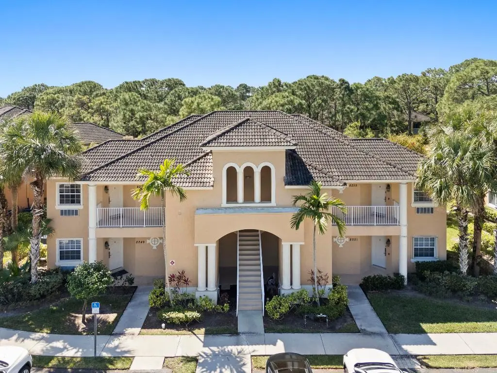 8255 Mulligan Circle #3422, Port Saint Lucie, FL 34986 - Image #1
