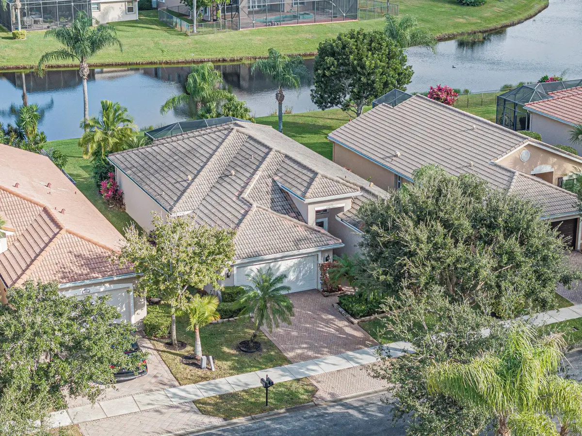 2082 Grey Falcon Circle Sw, Vero Beach, FL 32962 - Image #1