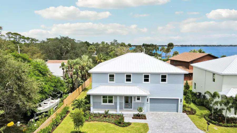 1023 NE Orange Avenue, Jensen Beach, FL 34957 - Image #2
