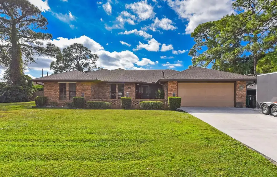 844 SE Kendall Avenue, Port Saint Lucie, FL 34983 - Image #2