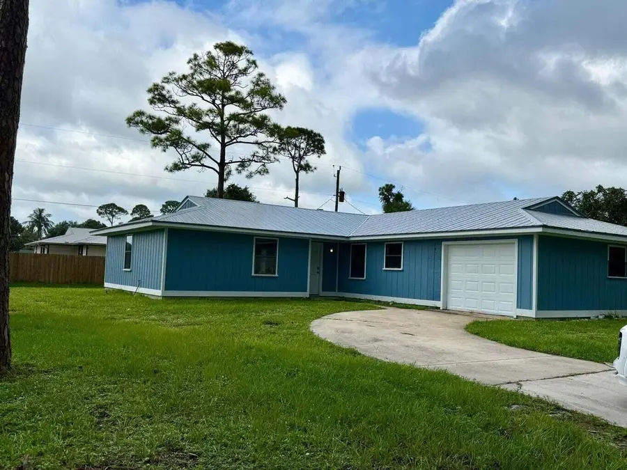 5707 Eastwood Drive, Fort Pierce, FL 34951 - Image #2