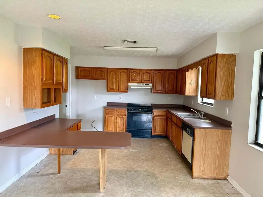 5707 Eastwood Drive, Fort Pierce, FL 34951 - Image #3