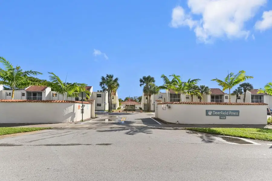 1428 SE 4th Avenue #215, Deerfield Beach, FL 33441 - Image #2