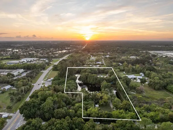 5820 SE Smith Avenue, Stuart, FL 34997