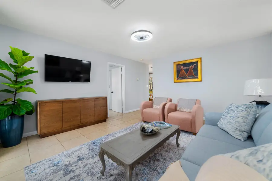 9356 Bloomfield Drive, Palm Beach Gardens, FL 33410 - Image #2