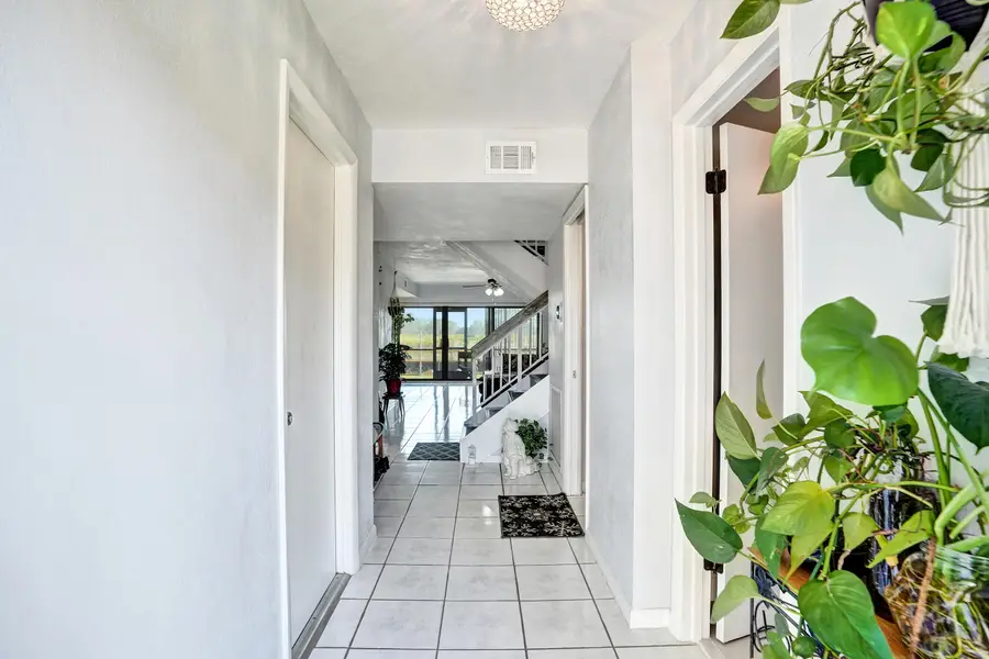 2758 NW 80th Avenue, Sunrise, FL 33322 - Image #2