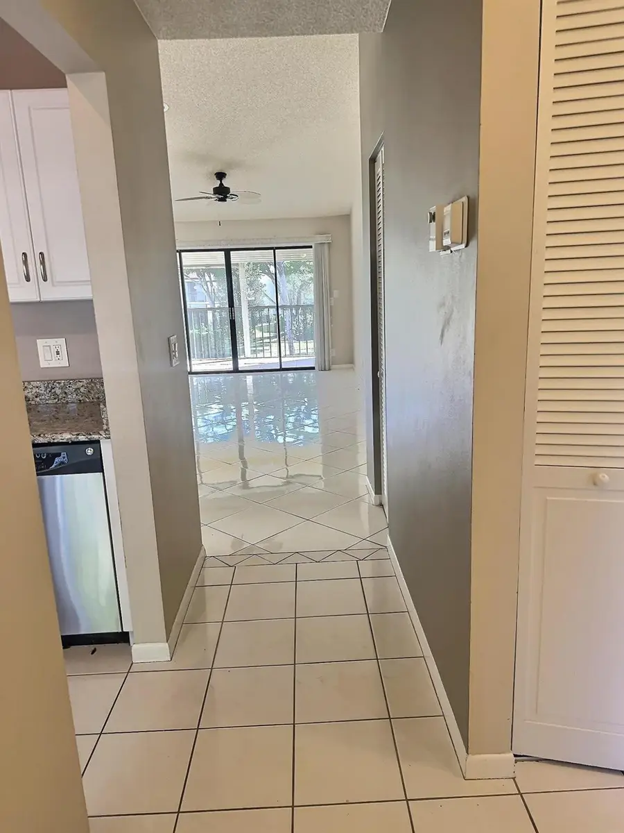 3348 Lucerne Park Drive #3348, Greenacres, FL 33467 - Image #2