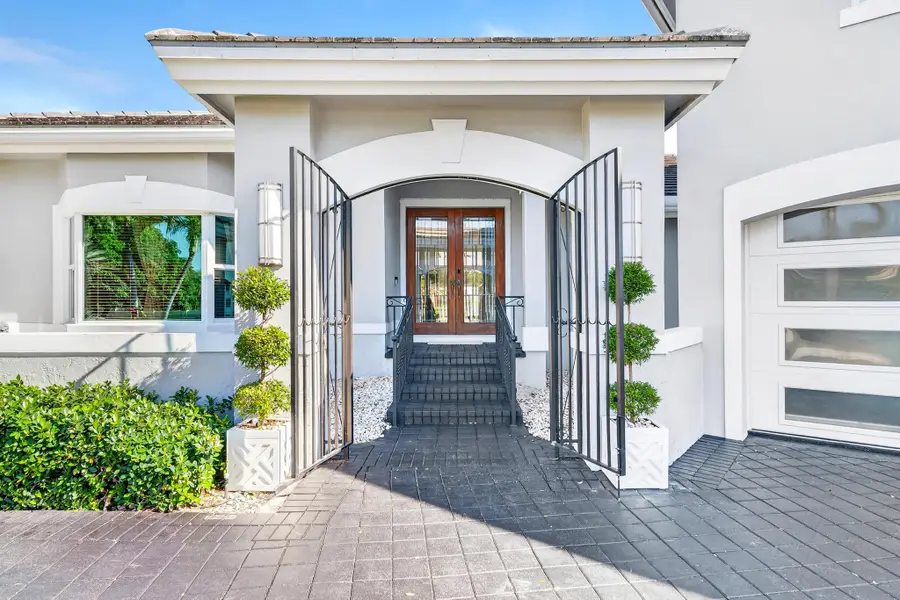 6 Cloister Circle, West Palm Beach, FL 33401 - Image #3