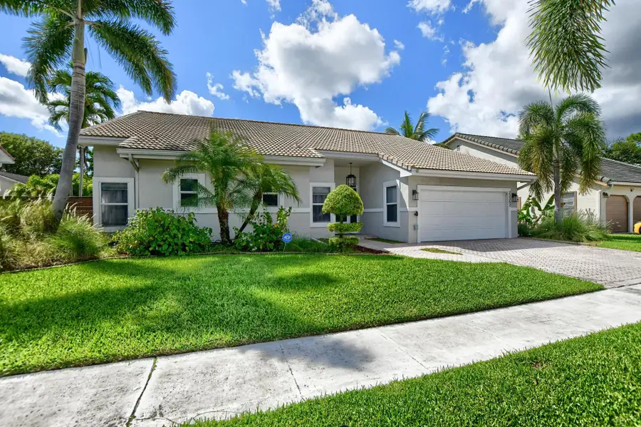 23352 Lago Mar Circle, Boca Raton, FL 33433 - Image #2