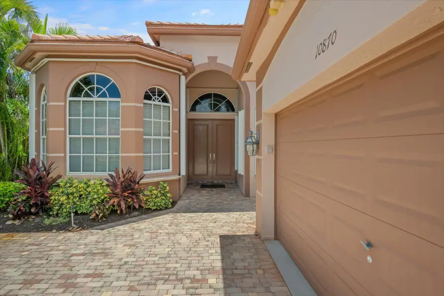 10870 Royal Devon Way, Lake Worth, FL 33449 - Image #3