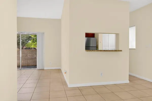 671 Cypress Lake Boulevard #D21, Deerfield Beach, FL 33064