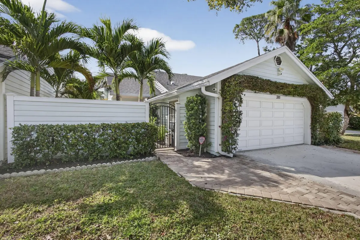 381 Park Forest Way, Wellington, FL 33414 - Image #1