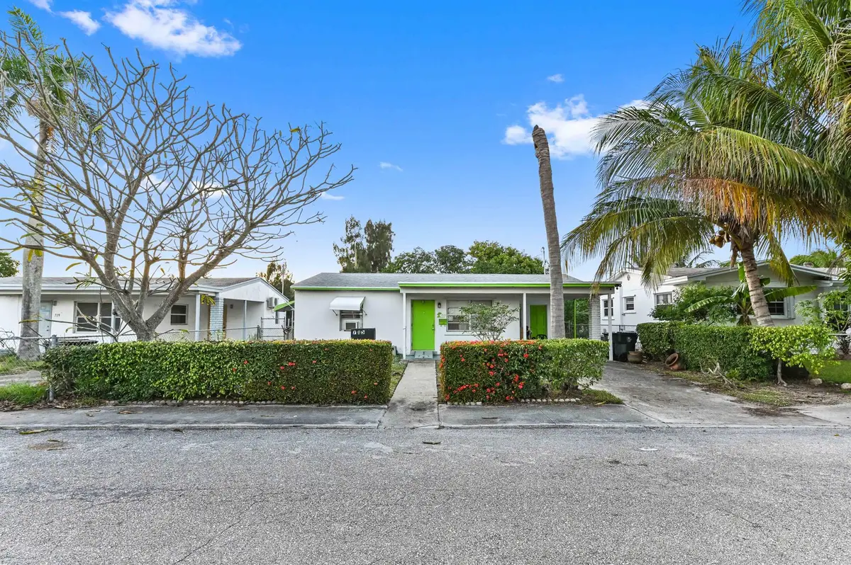 715 S C Street, Lake Worth Beach, FL 33460 - Image #1