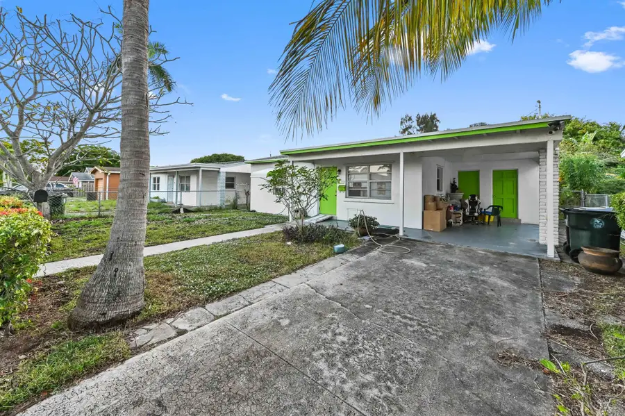 715 S C Street, Lake Worth Beach, FL 33460 - Image #2