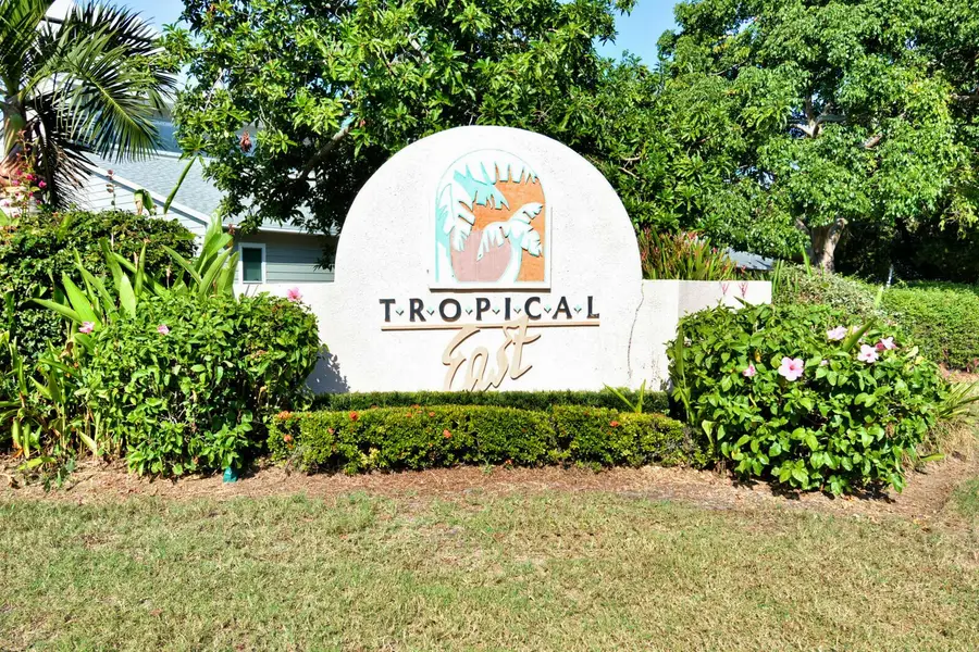 2544 SE Tropical East Circle E, Port Saint Lucie, FL 34952 - Image #3