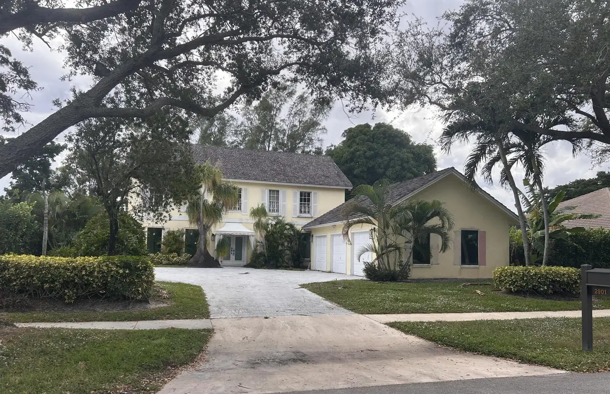2901 Embassy Drive, West Palm Beach, FL 33401 - Image #1